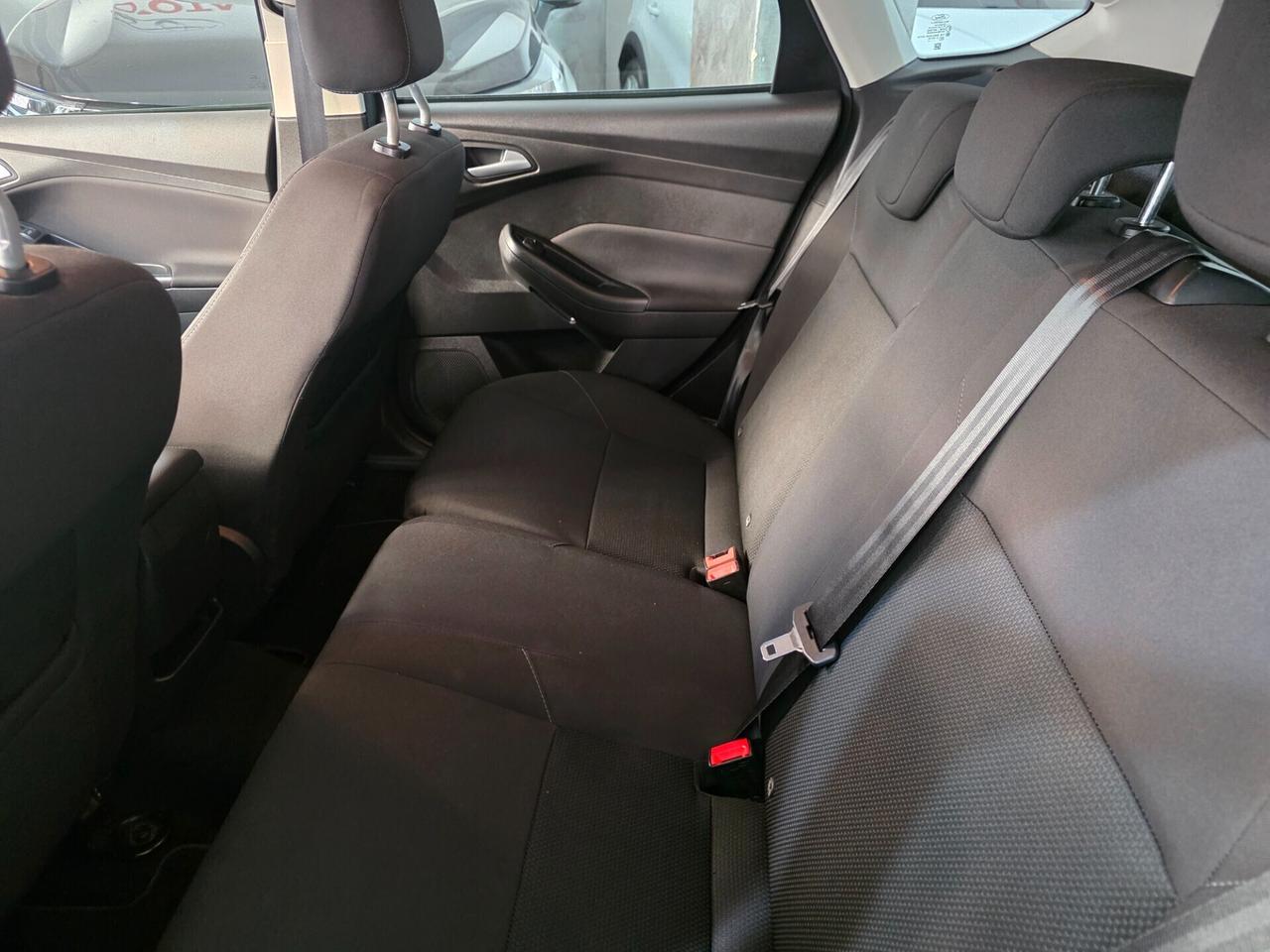 Ford Focus 1.5 TDCi 95cv TITANIUM 1 PROPRIETARIO