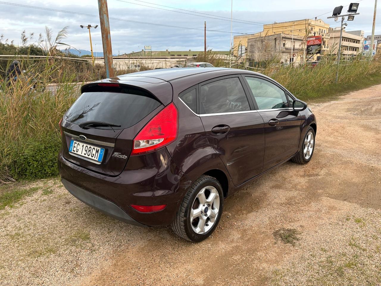 FORD FIESTA 1.2CC 82CVTITANIUM 68CV 170.000 KM