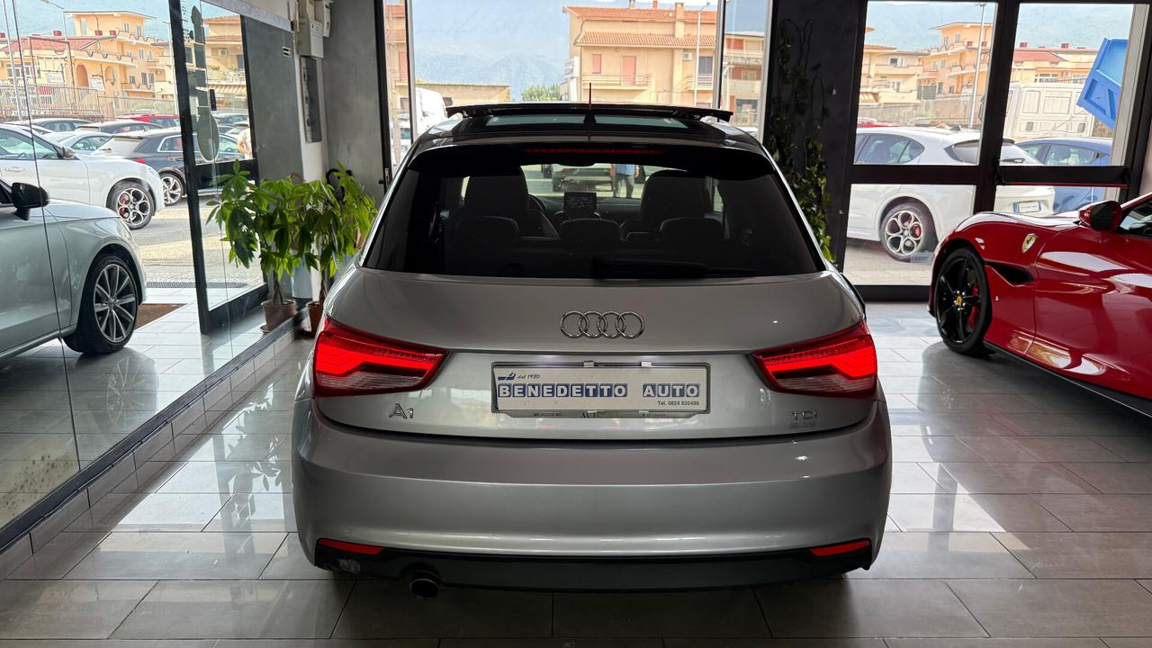 AUDI A1 1.4 TDI S TRONIC TETTO APRIBILE