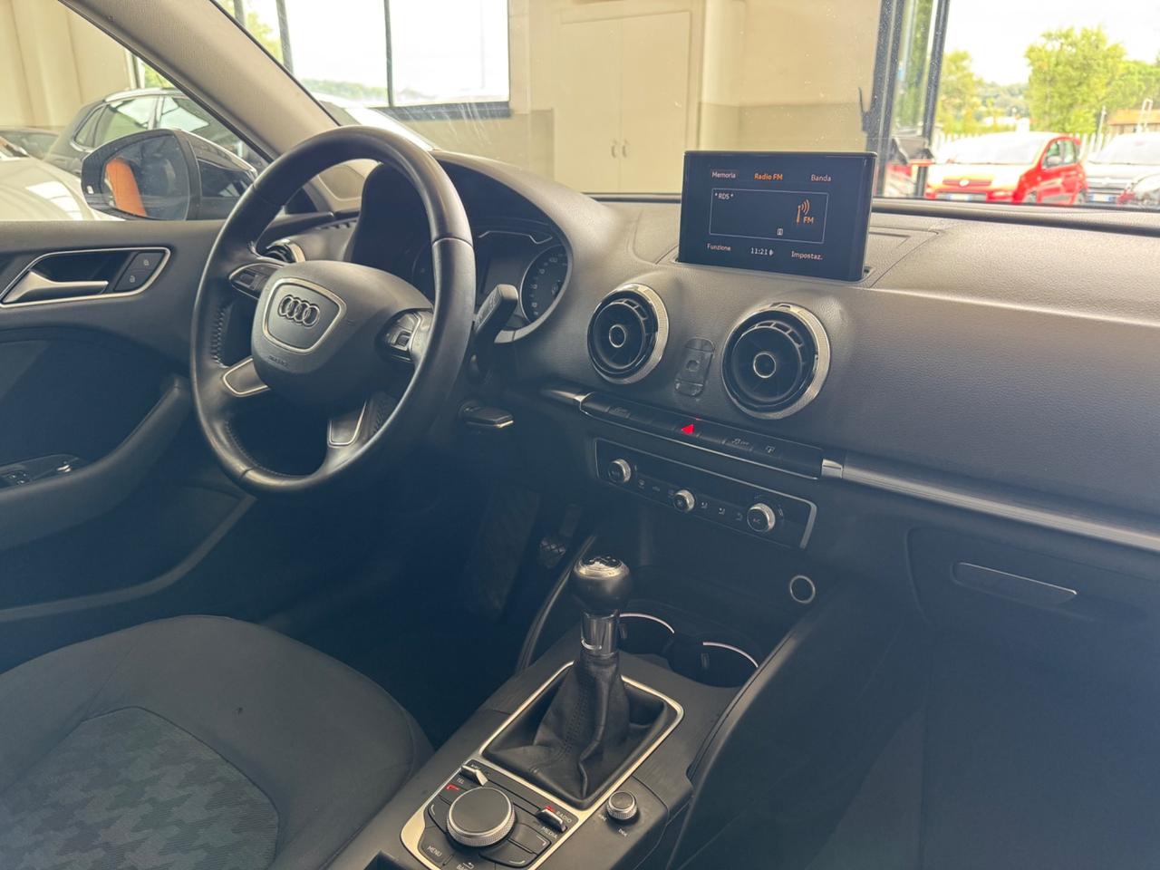 Audi A3 SPB 1.6 TDI ultra Attraction