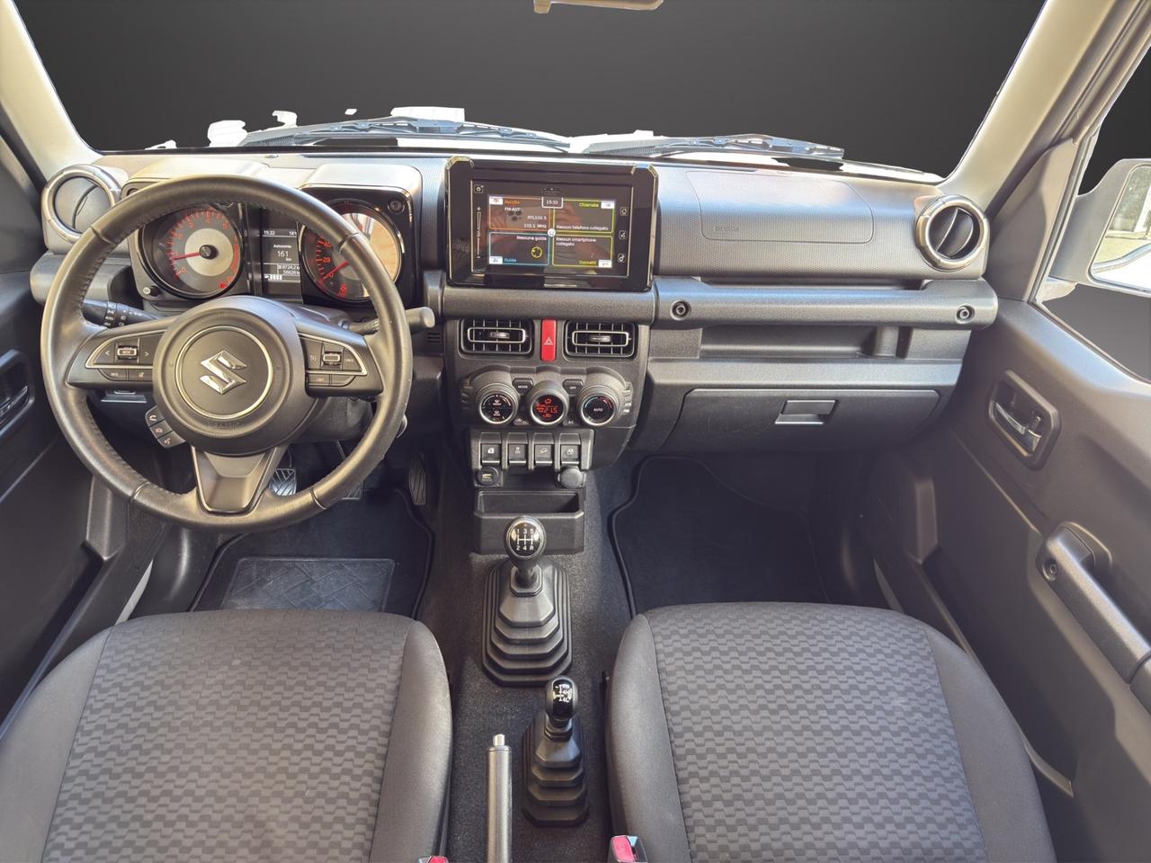 Suzuki Jimny 1.5 5MT Top