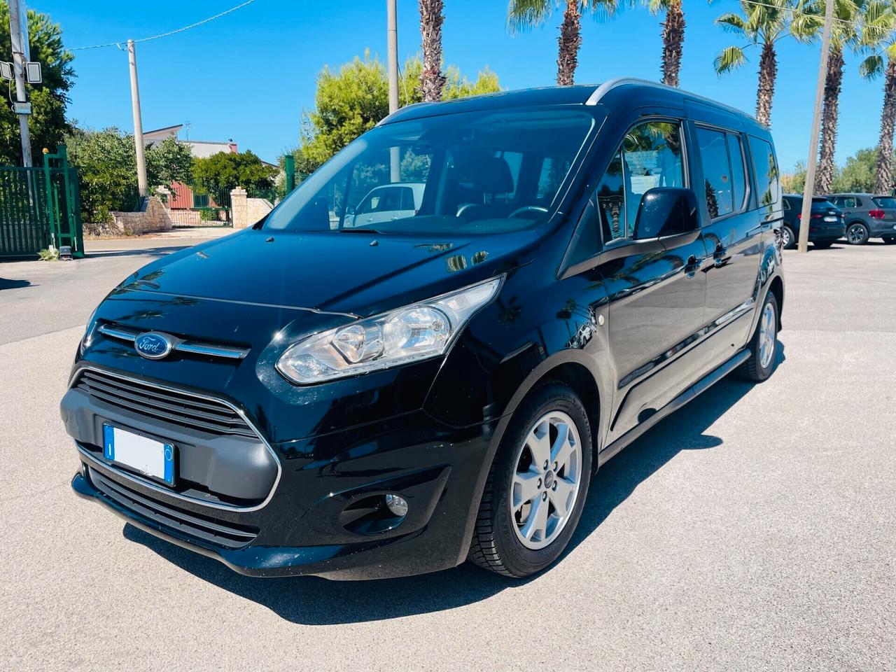 Ford Tourneo Connect7 1.5 TDCi 120 CV Titanium