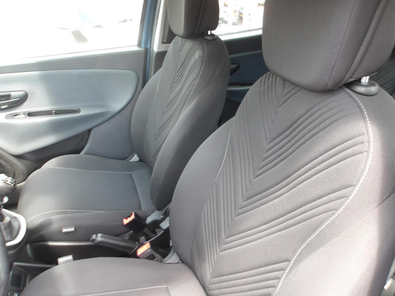 LANCIA YPSILON 1.0 HYBRID-KM 61.000