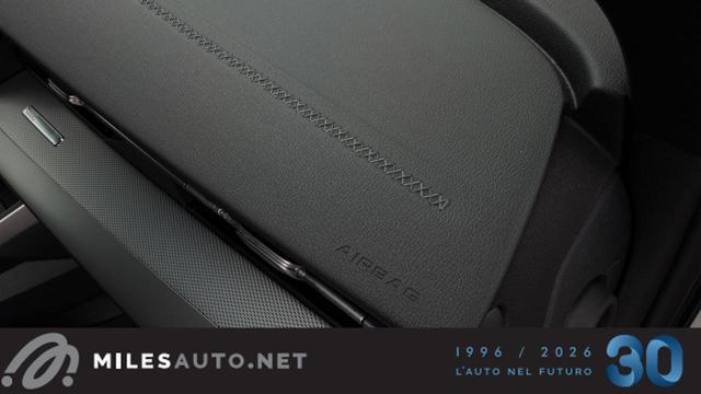 AUDI A3 30 g-tron S tronic S line Edition Matrix ACC