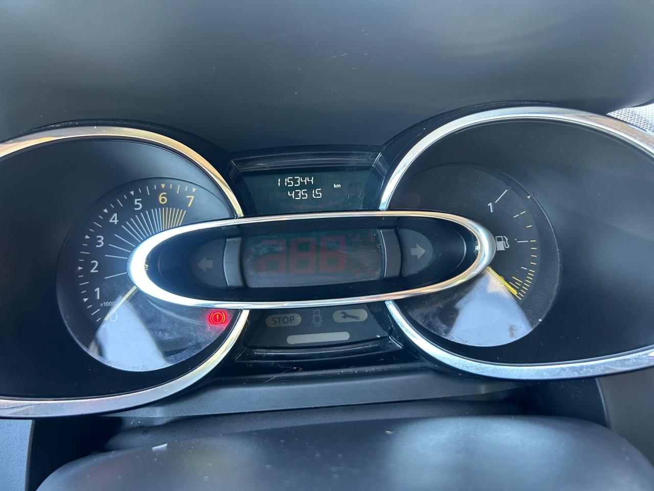 Renault Clio 1.2 75CV 5 porte Live neopatentati permute