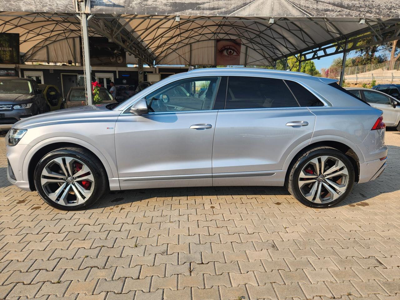 Audi A8 3.0 SLINE