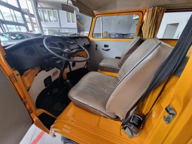VOLKSWAGEN T2 FINESTRATO 8 POSTI