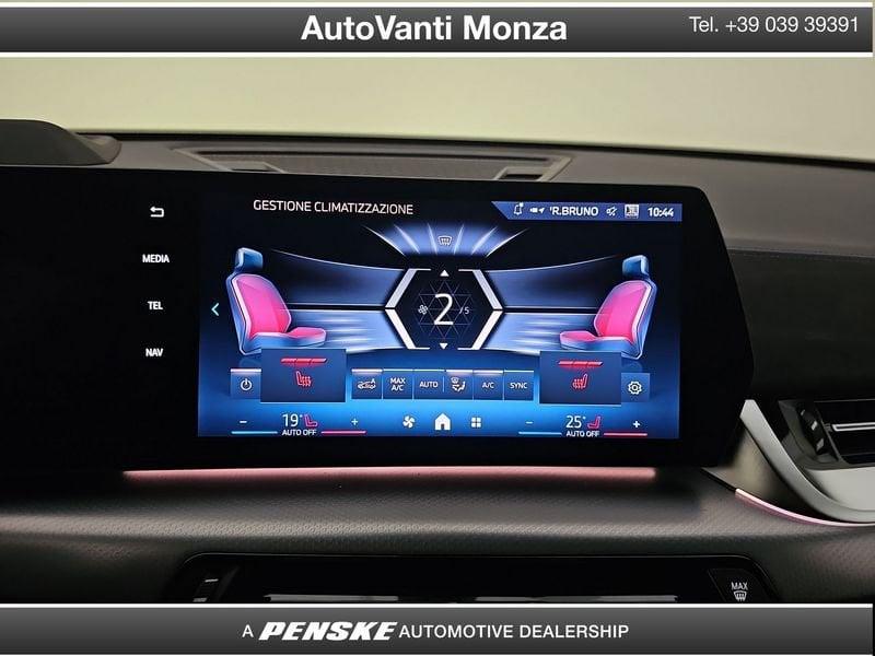 BMW iX2 eDrive 20 M Sport Pro