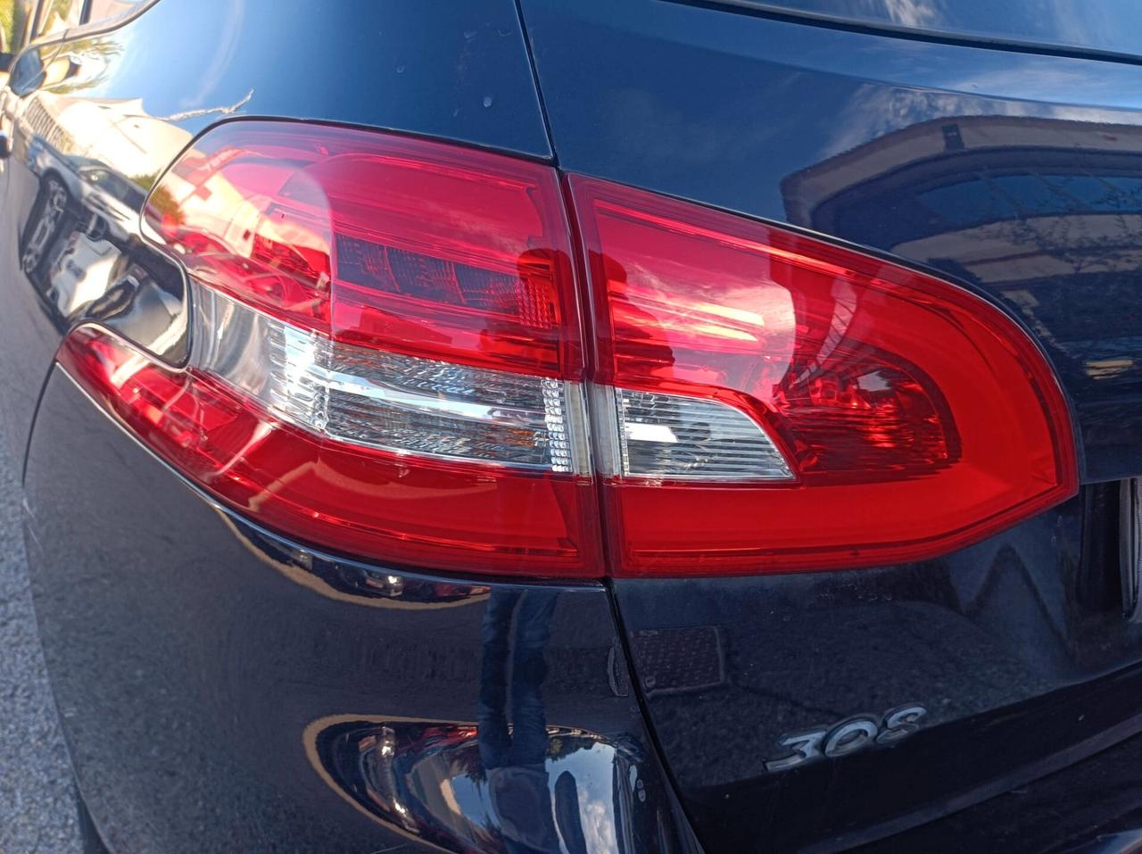 Peugeot 308 BlueHDi 130 S&S Active