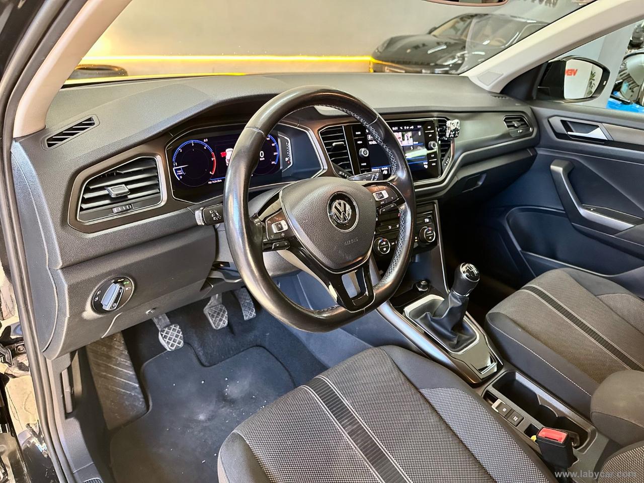 VOLKSWAGEN T-Roc 1.6 TDI SCR Style BlueMotion Tech. UNIPRO