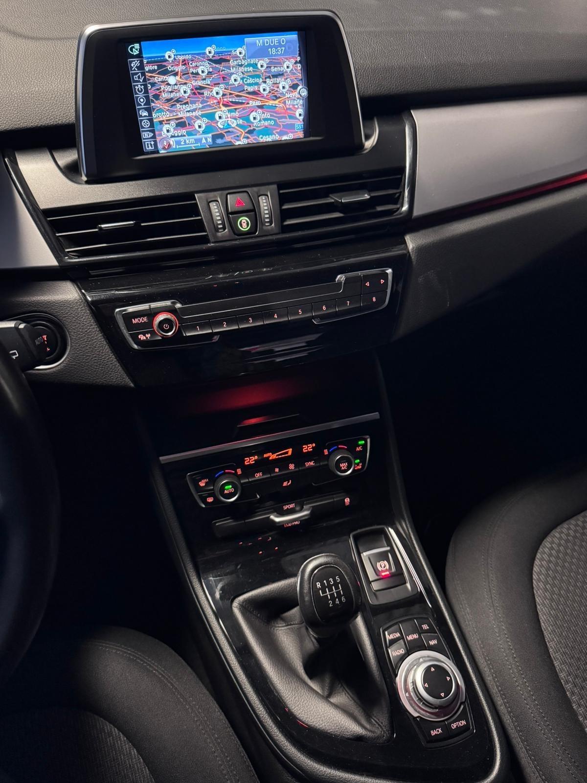 Bmw 2er Active Tourer 218i Luxury