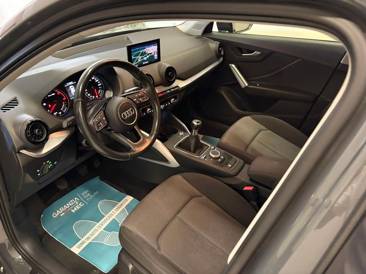 Audi Q2 1600cc TDI 116cv IDENTITY BLACK