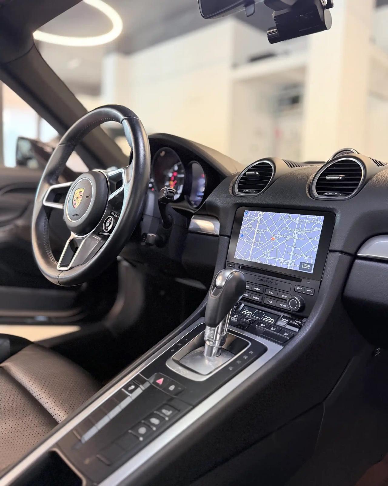 Porsche 718 Spyder Cayman 2.0