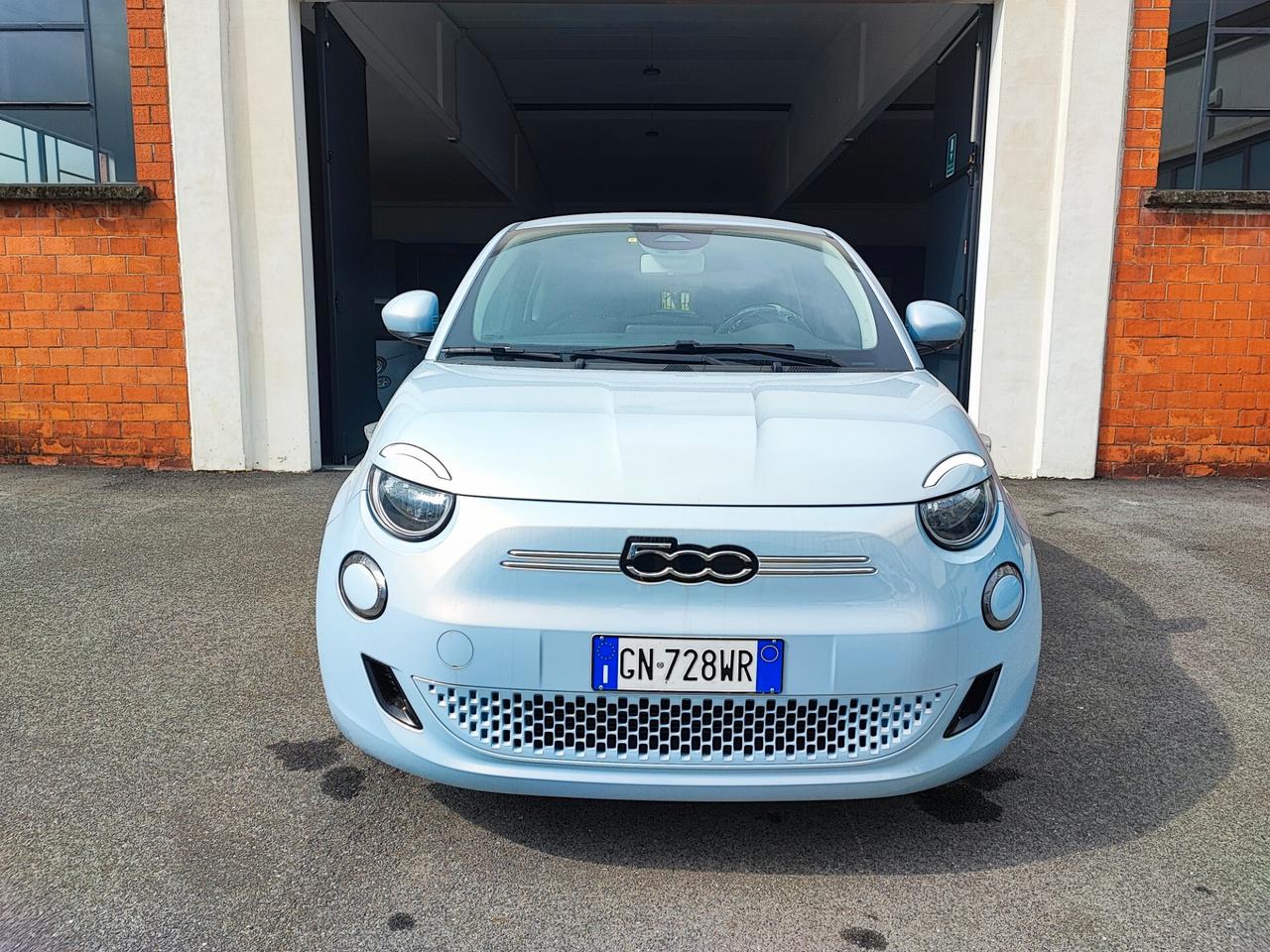 Fiat 500e Berlina 23,8 kWh