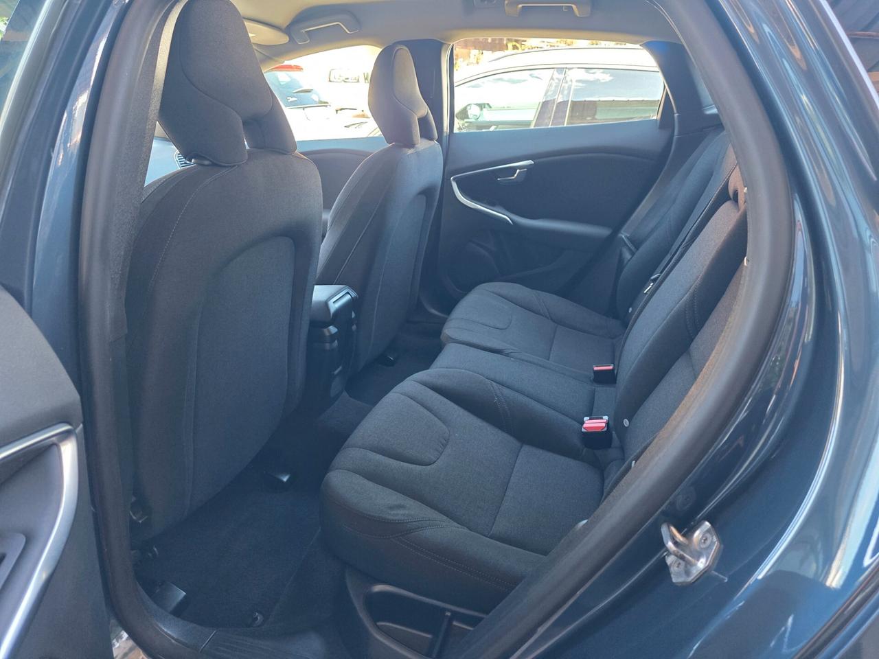 Volvo V40 D2 Momentum
