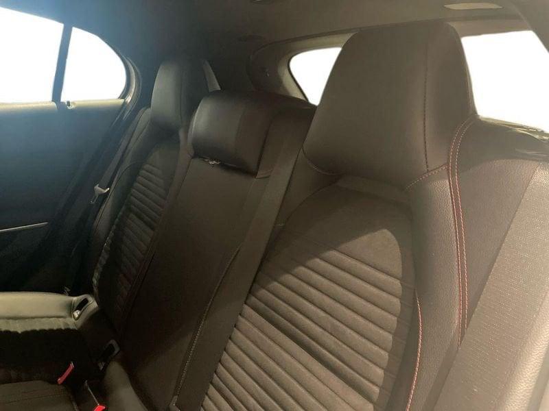 Mercedes-Benz GLA 200 d Premium auto