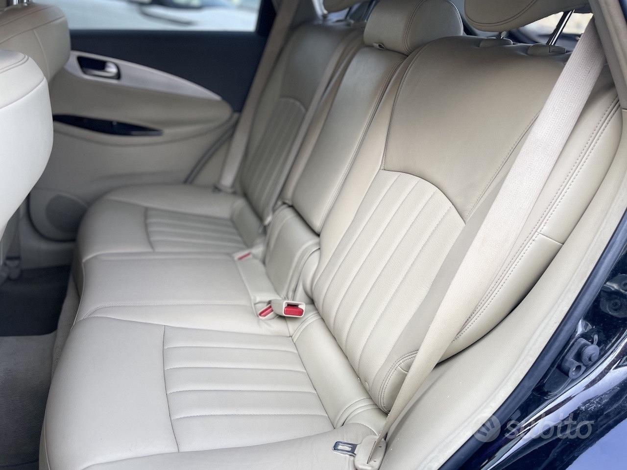 Infiniti QX50 (EX) 3.0 Diesel 238CV E5 - 2011