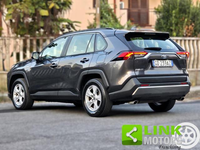 TOYOTA RAV 4 MY23 2.5 vvt-ie h Business 2wd 218cv e-cvt