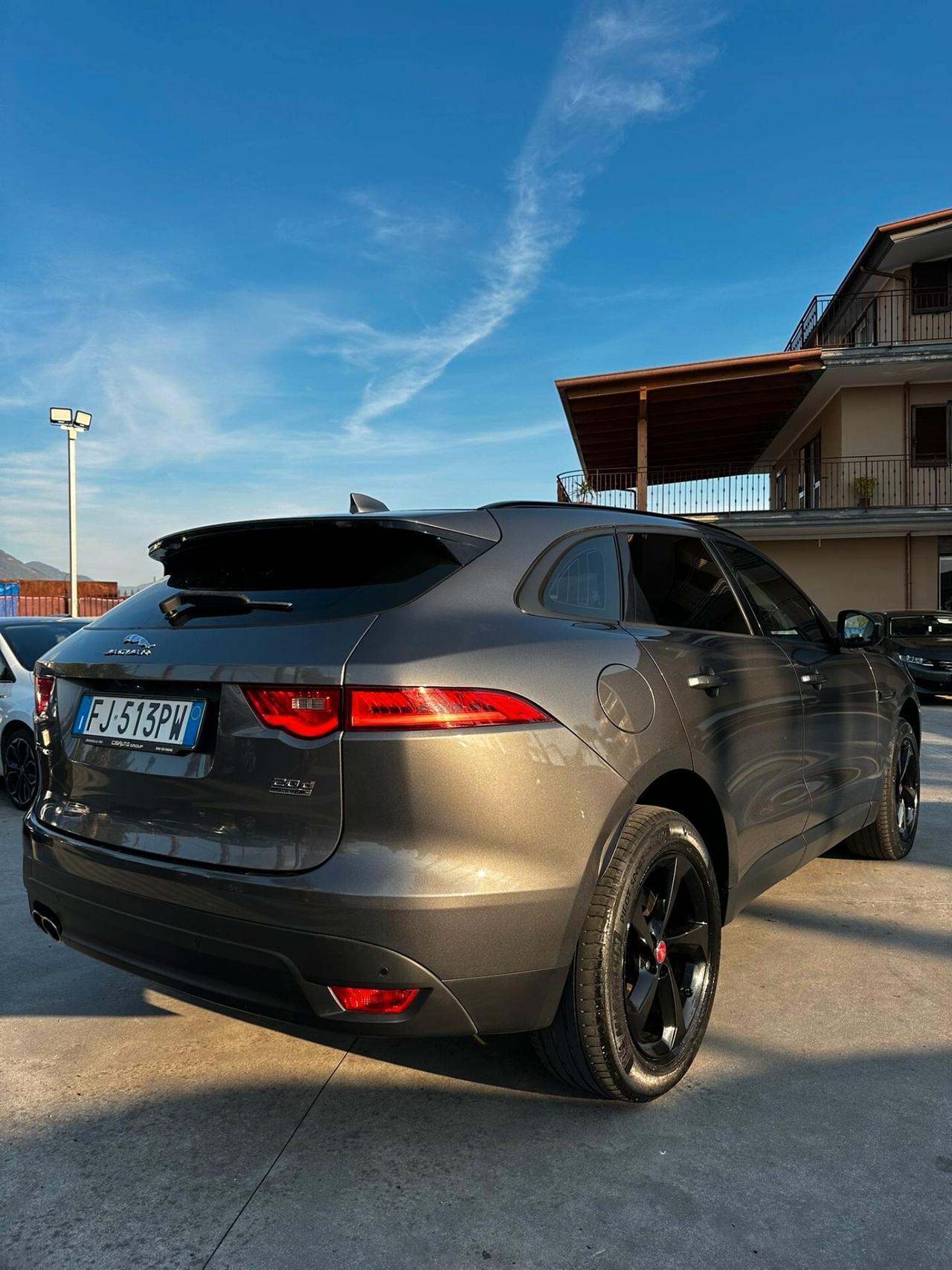 Jaguar F-Pace 2.0 D 180 CV AWD Portfolio