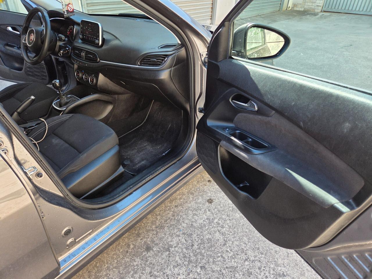 Fiat Tipo 1.6 Mjt S&S SW S-Design