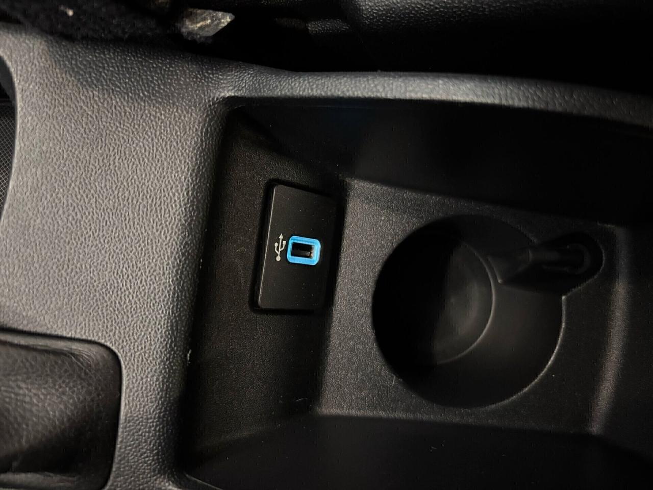 Ford Fiesta 1.5 TDCI **Soli 92.000 km**PARI AL NUOVO