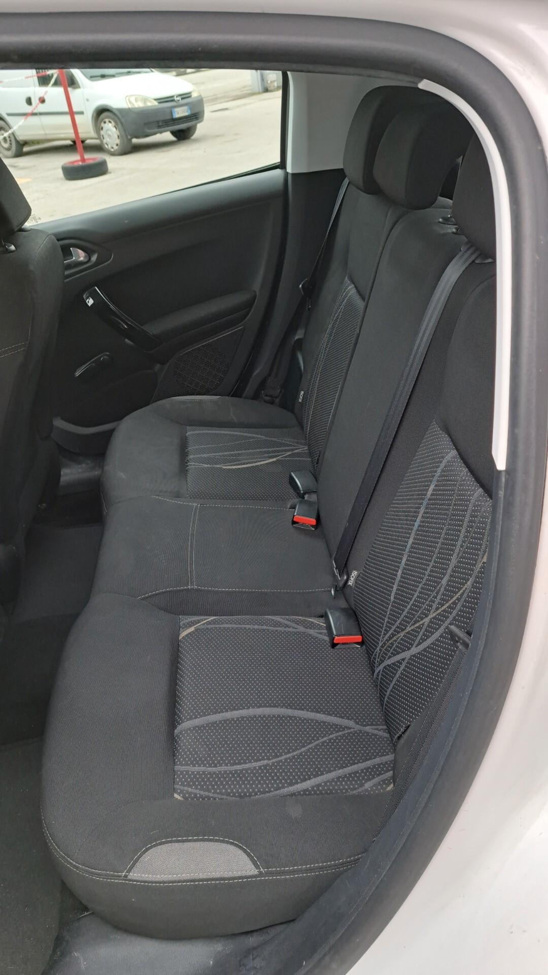 Peugeot 208 1.4 VTi 95 CV 5p. GPL Allure