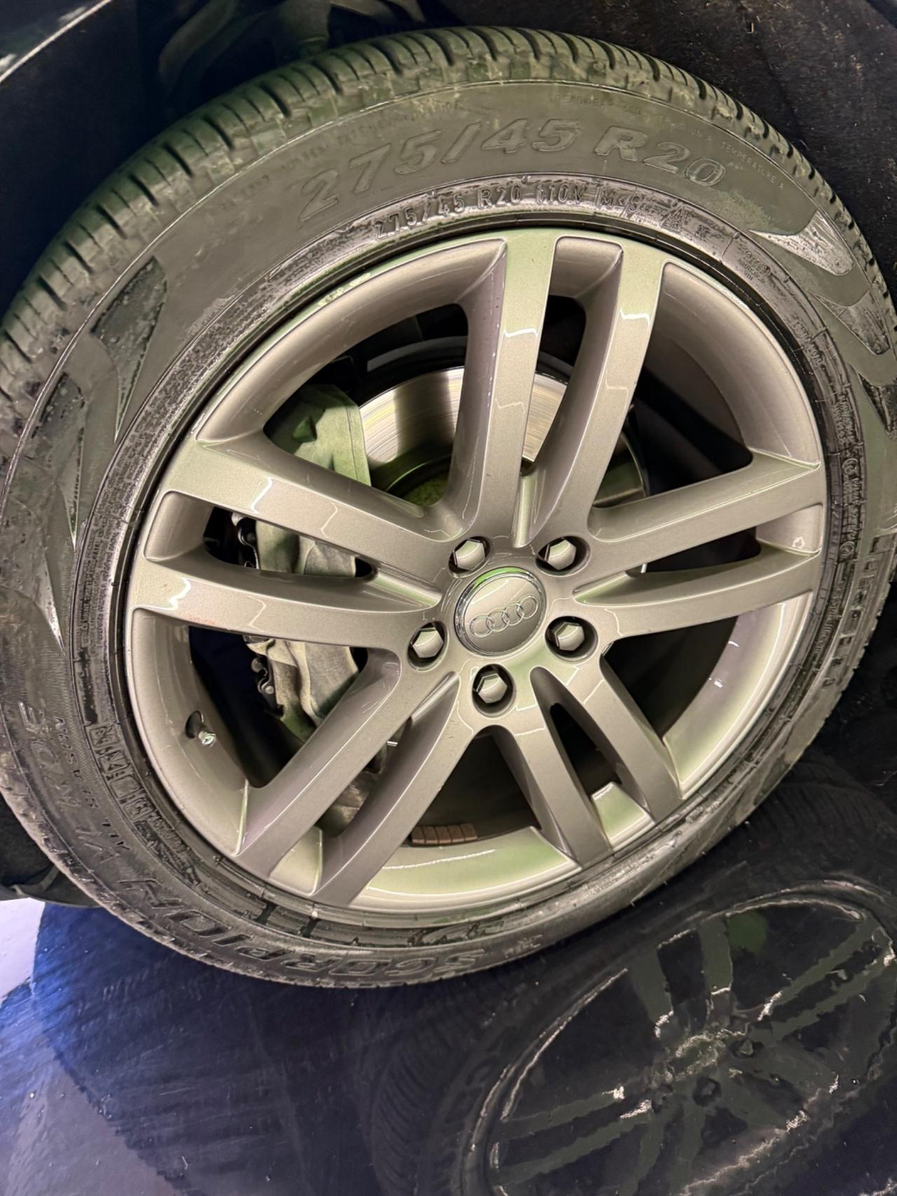Audi Q7 3.0 V6 TDI 233CV quattro tiptronic