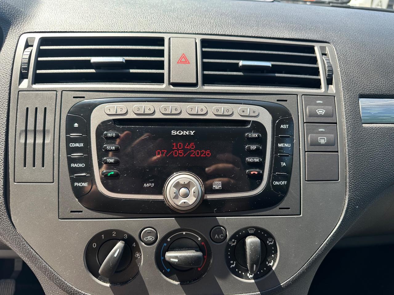Ford C-Max 1.8 125 CV Titanium