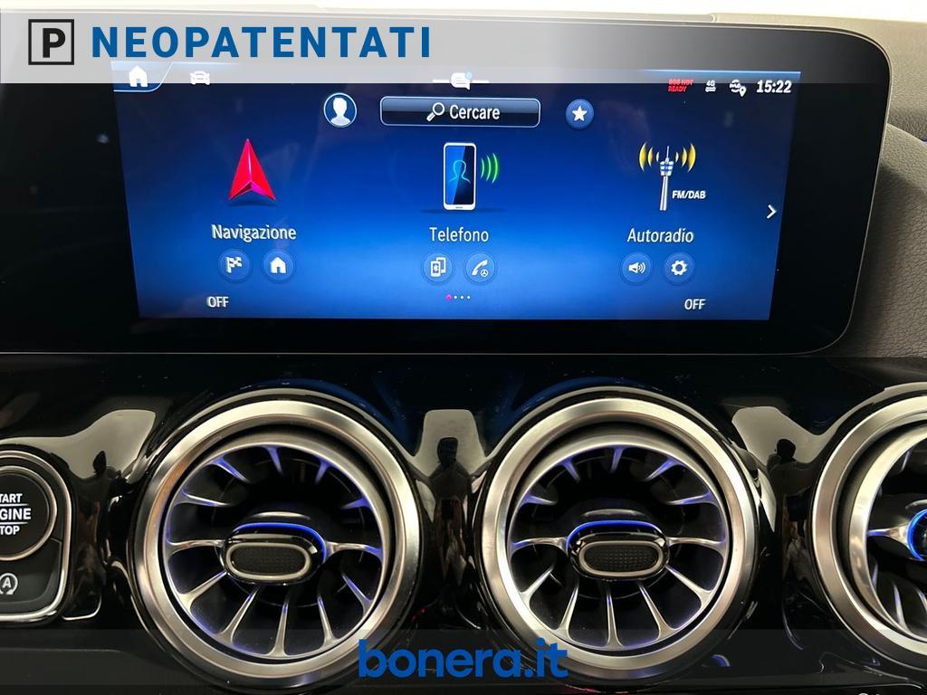 Mercedes GLA 180 180 D Progressive Advanced Plus 8G-DCT