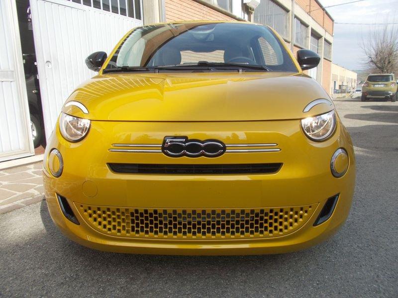 FIAT 500 Hybrid Hybrid Icon 338.7575187 MASSARI MARCO PRONTA IN SEDE