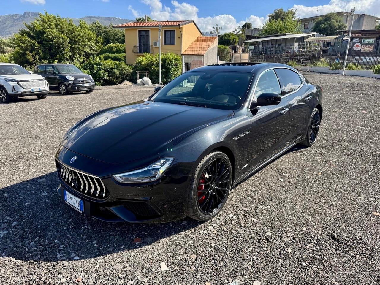 Maserati Ghibli V6 Diesel Nerissimo Edition