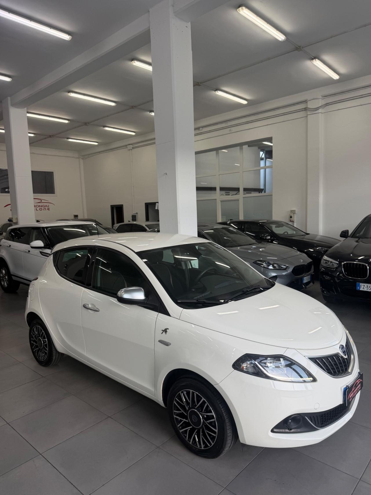 Lancia Ypsilon 1.0 Alberta Ferretti FINANZIABILE