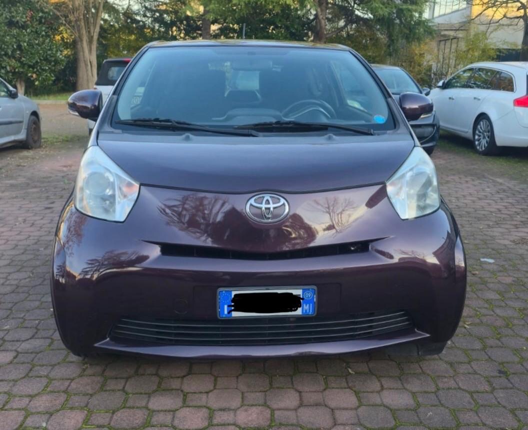 Toyota iQ 1.0 Sol