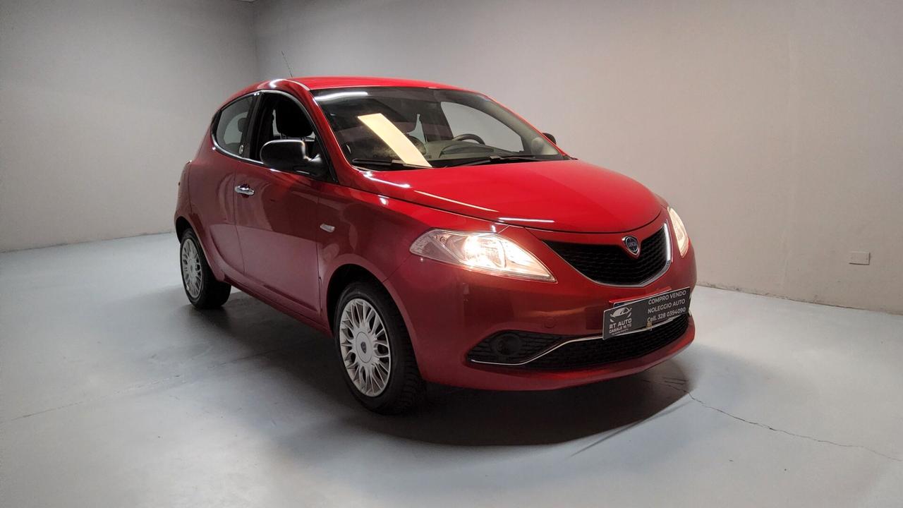 Lancia Ypsilon 1.2 69 CV 5 porte GPL Ecochic Gold