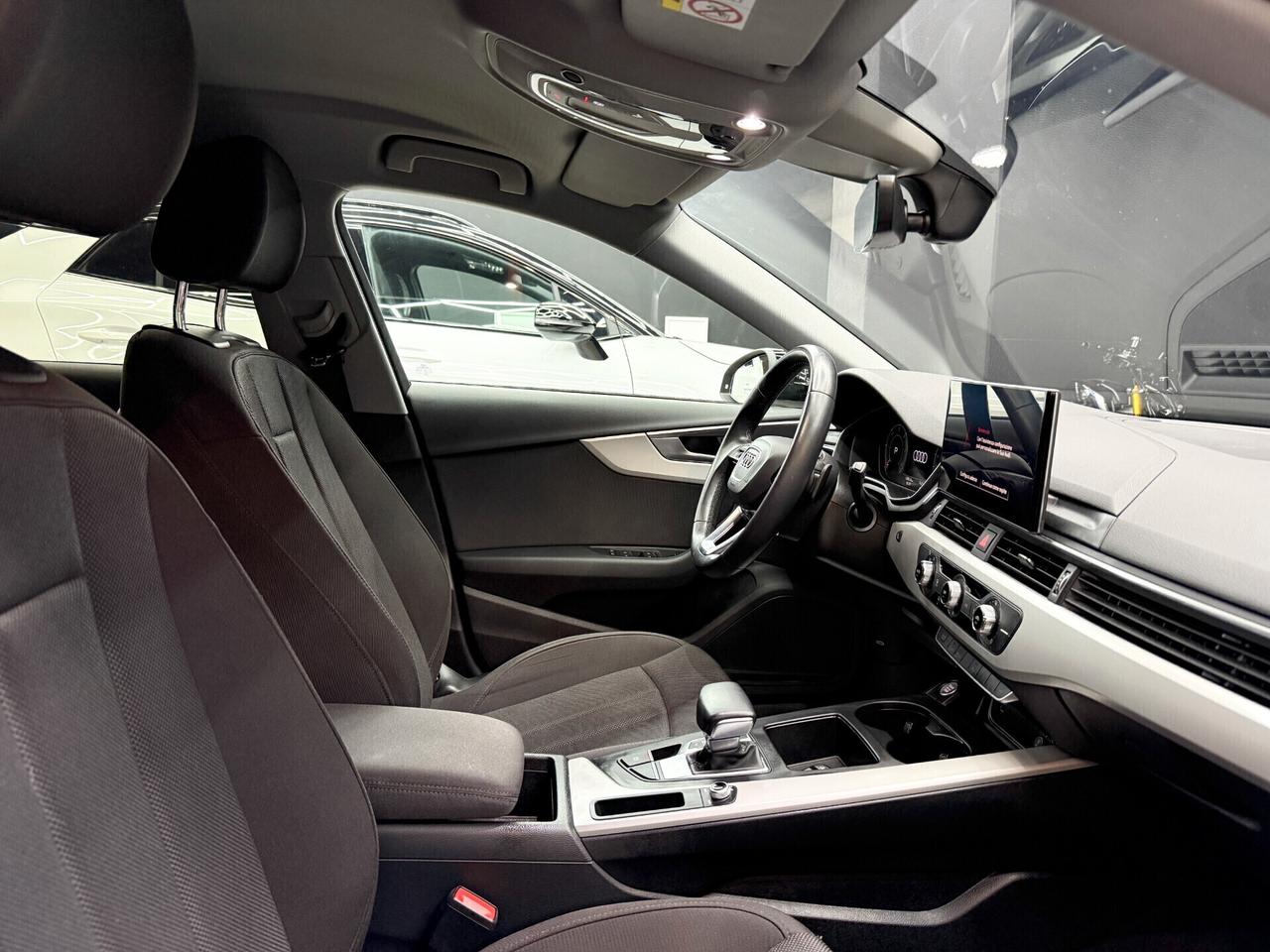 Audi A4 Avant 35 2.0 TDI 163 CV S tronic
