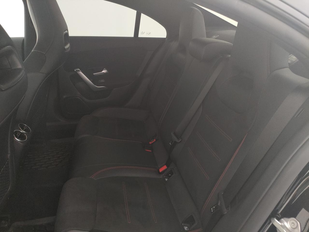 Mercedes-Benz CLA Coupe - C118 - CLA Coupe 200 d Premium auto