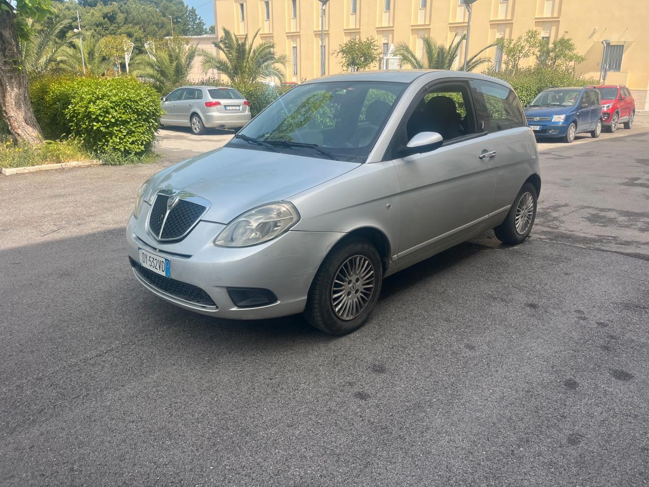 Lancia Ypsilon 1.3 MJT 75 CV X NeoPatentati