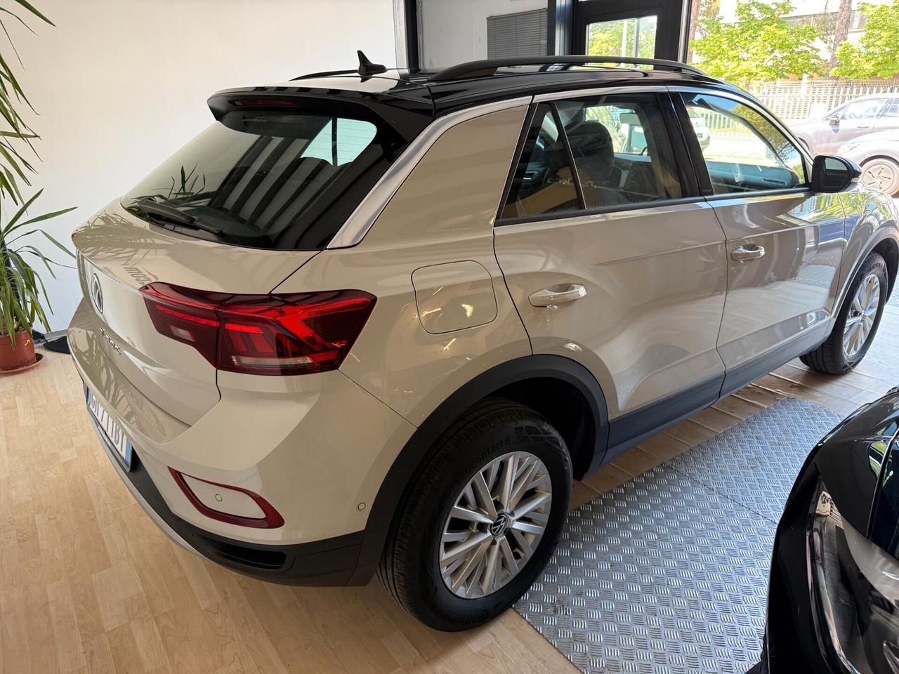 Volkswagen T-Roc 1.0 TSI Life