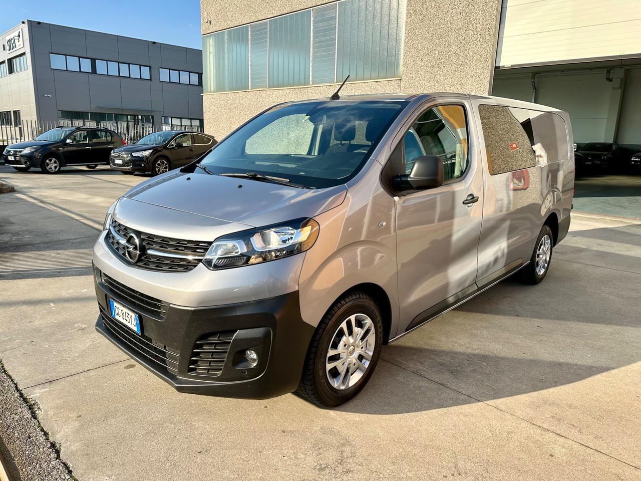 Opel Vivaro 2.0D 120CV S&S PL-TN-DC M Mobile Furg. Essentia Mag.