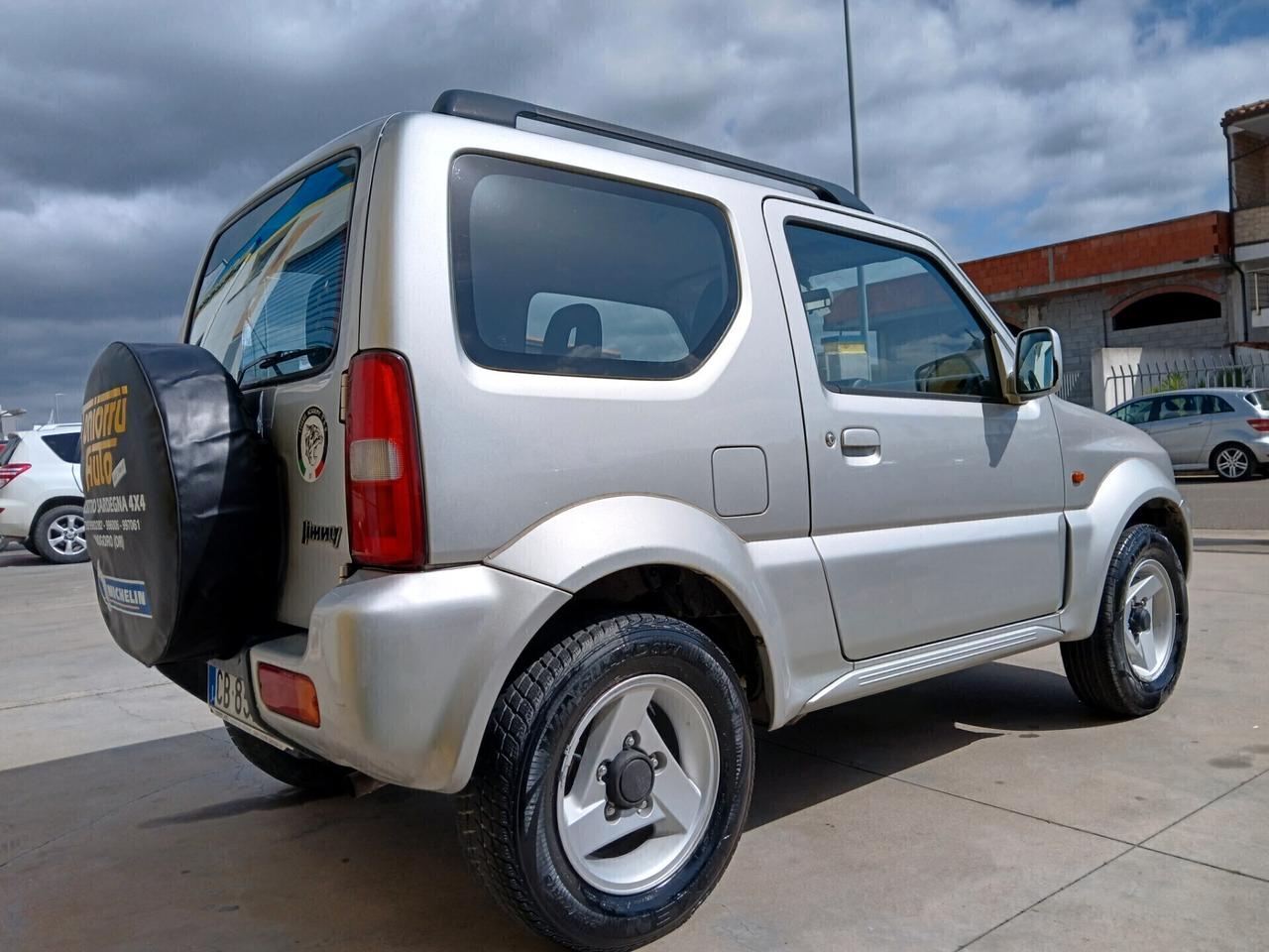 SUZUKI Jimny 4x4 JLX 1.300 16v 80cv