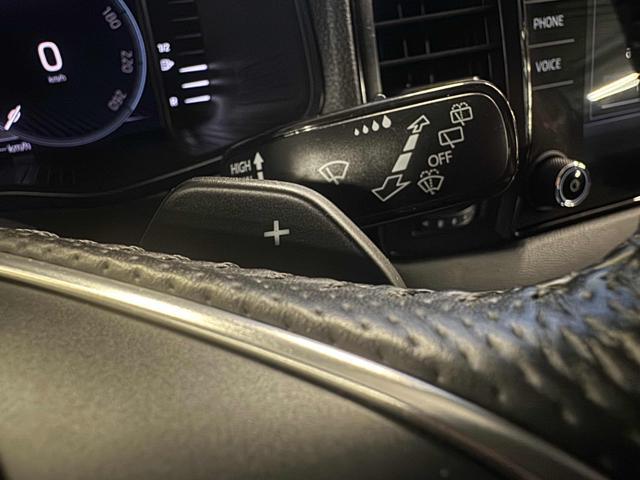 SKODA Karoq 1.5 TSI ACT DSG Selection