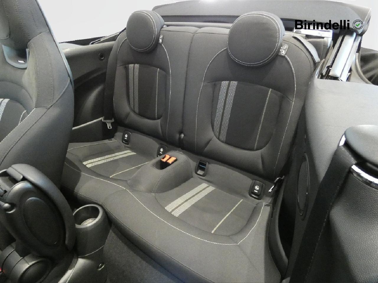MINI Mini Cabrio (F57) - Mini 2.0 Cooper S JCW Cabrio