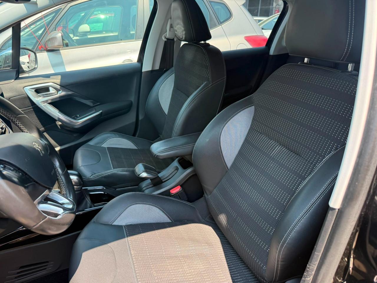 Peugeot 2008 PureTech Turbo 110 S&S Allure