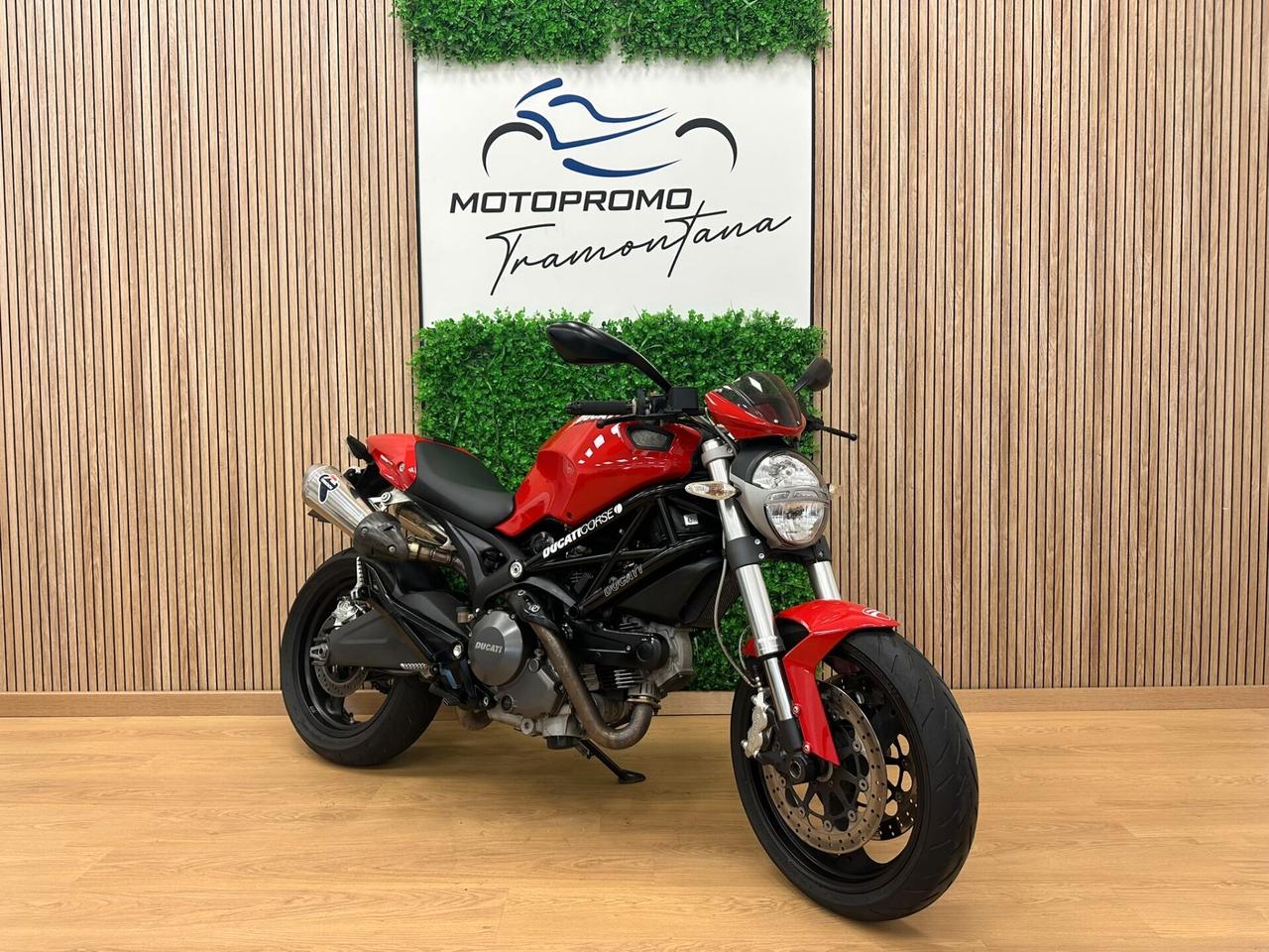 DUCATI MONSTER 696 SCARICO TERMIGNONI DA 99€ AL MESE