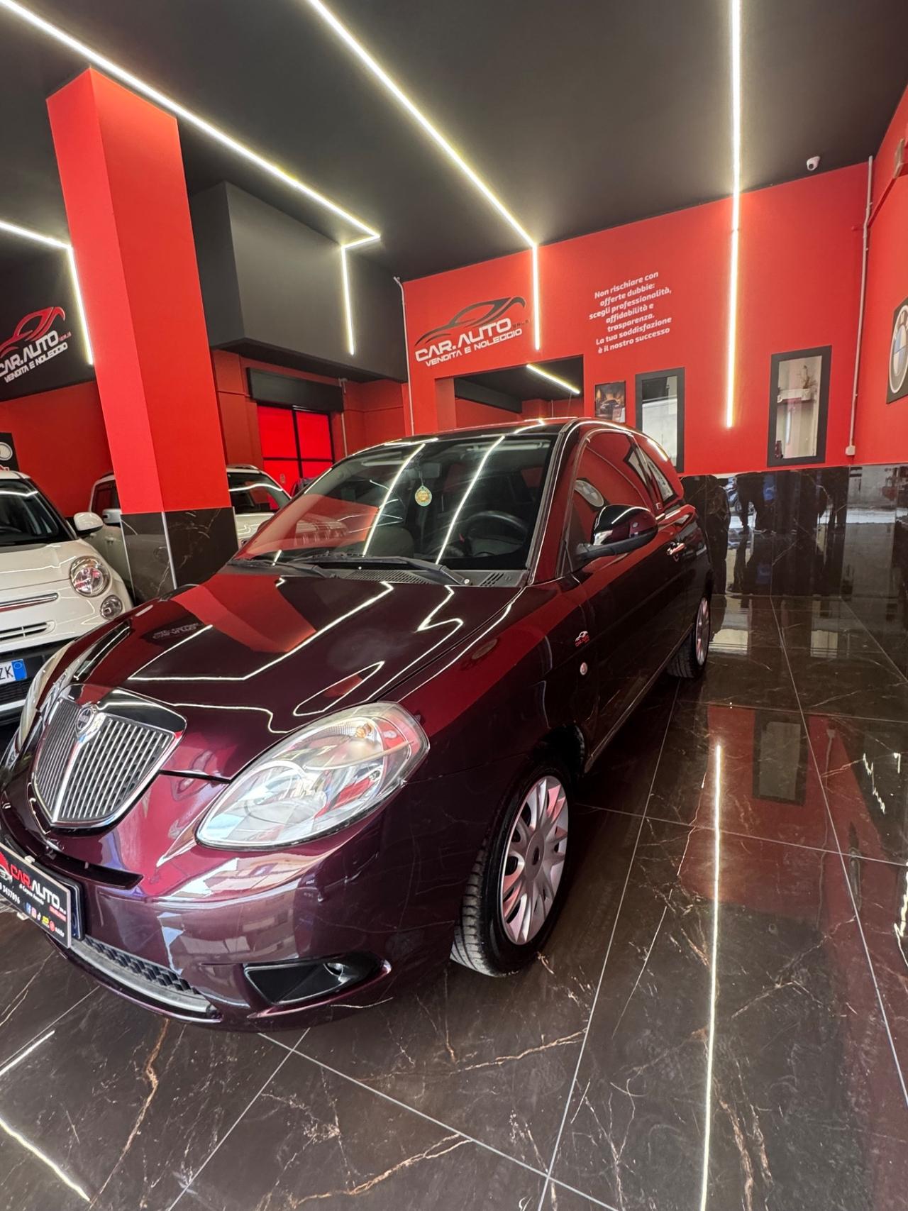Lancia Ypsilon 1.2 69 CV Diva
