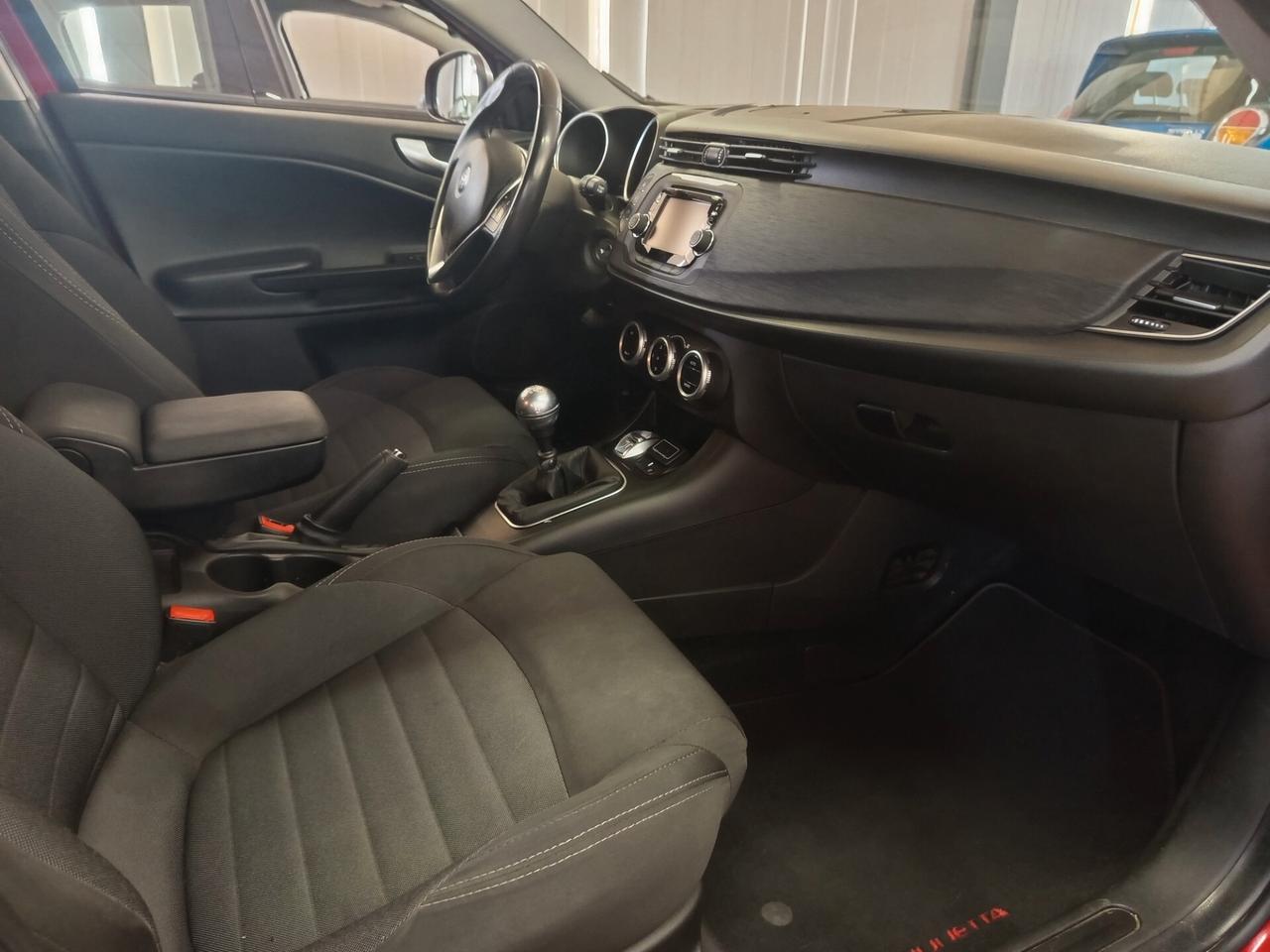 Alfa Romeo Giulietta 1.6 JTDm 120 CV Super ok neopatentati
