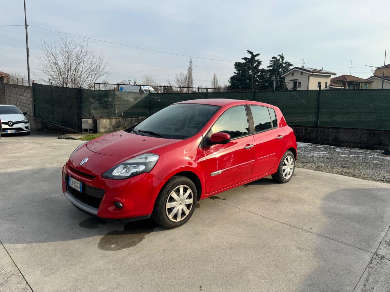 Renault Clio 1.2 16V 5 porte GPL Dynamique neopatentato