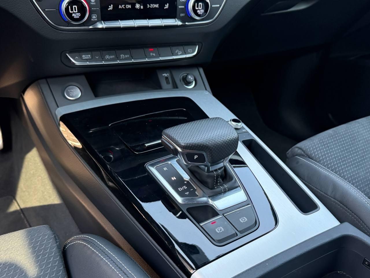 AUDI Q5 I Sportback 2021 - Q5 Sportback 40 2.0 tdi mhev 12V S line quattro s-tronic