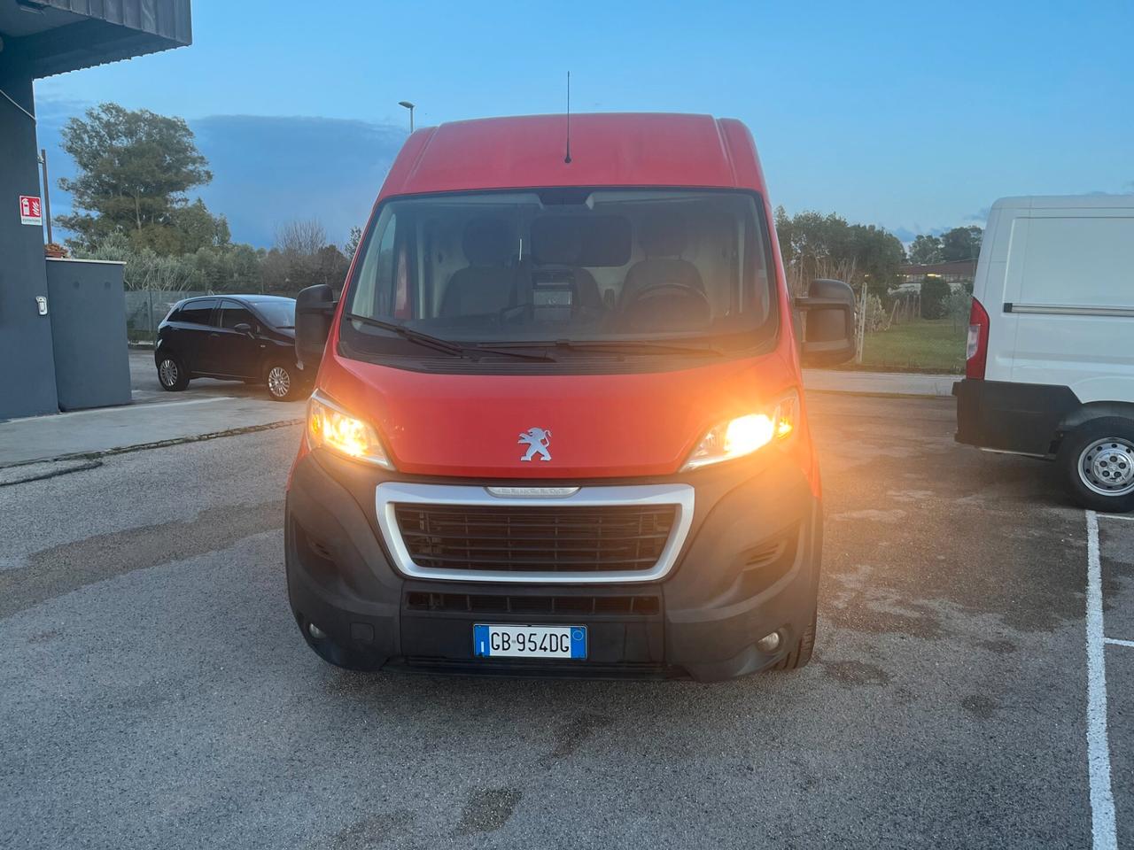 PEUGEOT BOXER 335 L2 H2 2.2 BlueHDi 140 CV * FURGONE