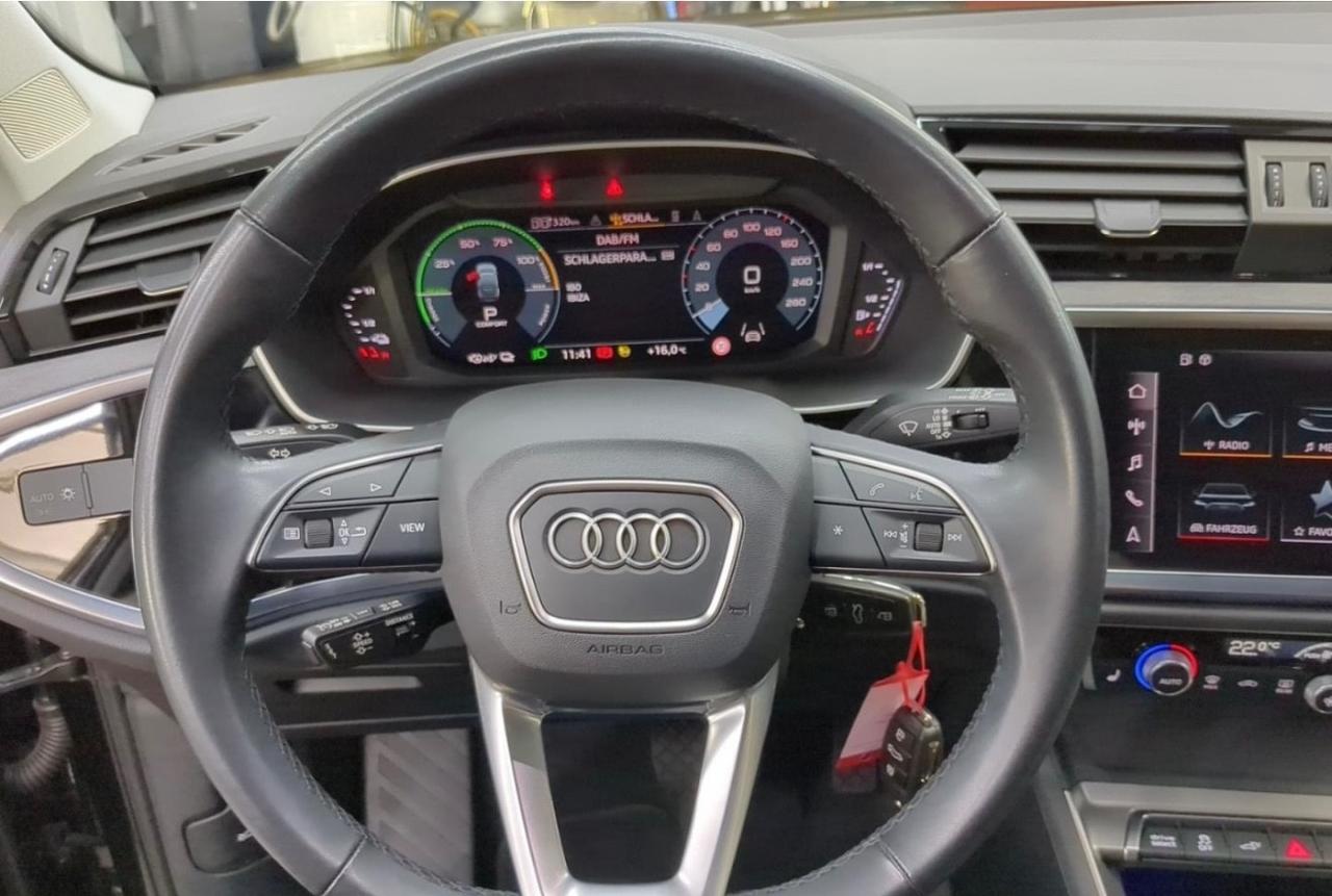 Audi Q3 45 TFSI e S tronic S line edition 245cv